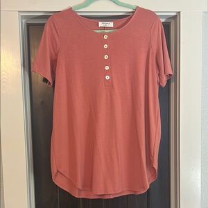Zenana Outfitters Women's Coral Top
